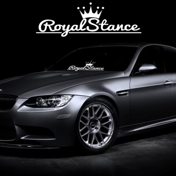 Sticker Parbriz "Royal Stance" 49CM SN-SPY041